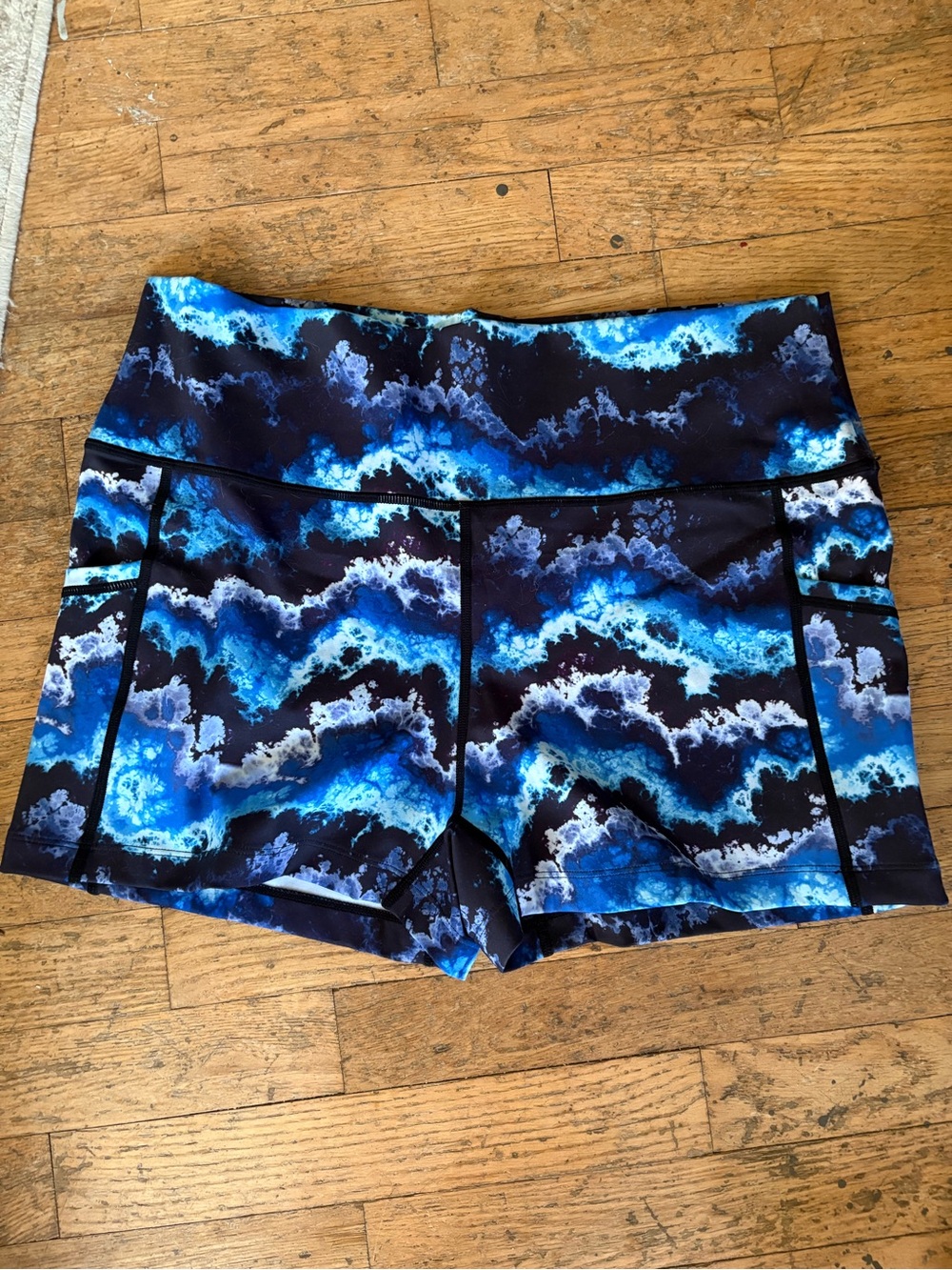 Constantly Varied Gear Blue & Black Wave-Print Athletic Shorts XXL 2.5 Storm
